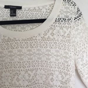 Creamy fall sweater with fab textured print