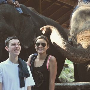 Meet your Posher, Claudia