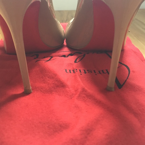 Christian Louboutin Just Soon in nude - Picture 3 of 4