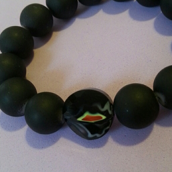 Women's black beads bracelet - Picture 2 of 2