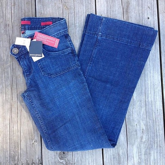 🚫SOLD🚫 Banana Republic. Limited Edition Jeans.