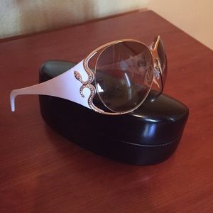 Like New Roberto Cavalli Limited Ed Sunglasses 700
