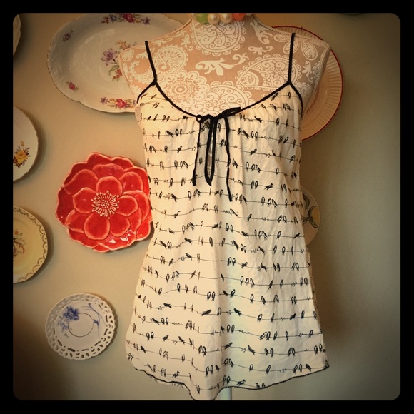 🎈Final Sale🎈Cami Anthropologie Birds on a wire. - Picture 1 of 4