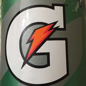 Meet your Posher, Rebeca