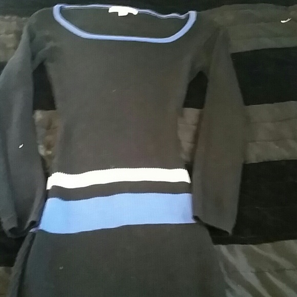 Unique black sweater with be and grey