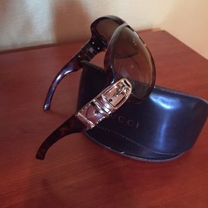 Gucci Gold Buckle Tortoise Frame Sunglasses