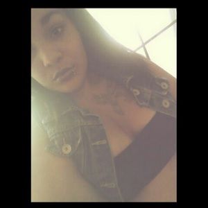 Meet your Posher, Elba