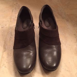 Brown leather and suede clarks