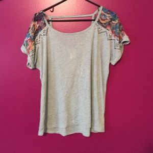 Daytrip shirt. Size small.