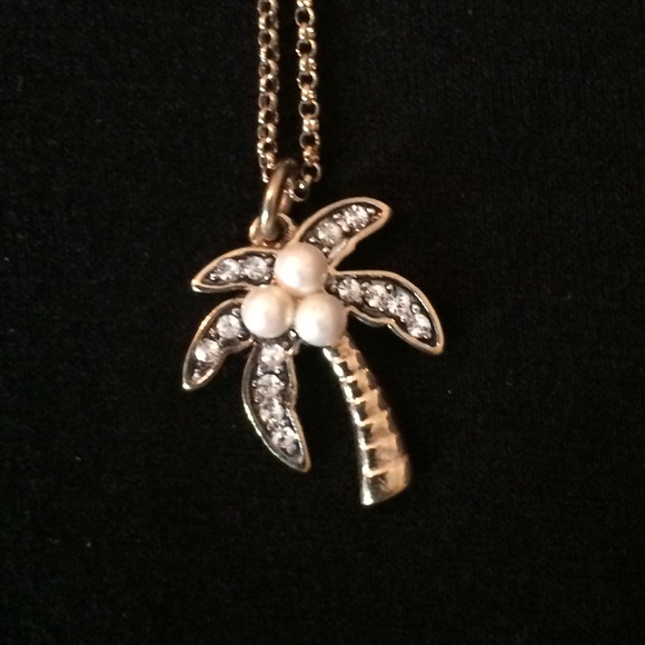 Palm Tree Juicy Necklace