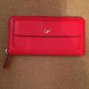 DVF Diane Von Furstenberg red wallet NEW