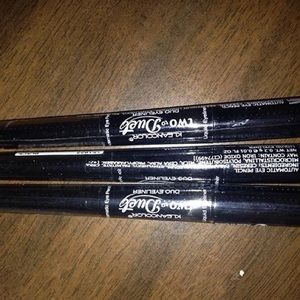 Eyeliner duo, liquid and pencil. Black.