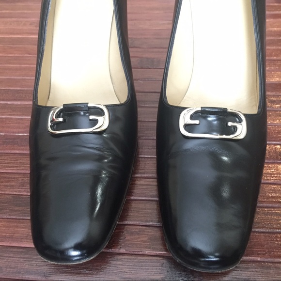 Black Guccci vintage heel