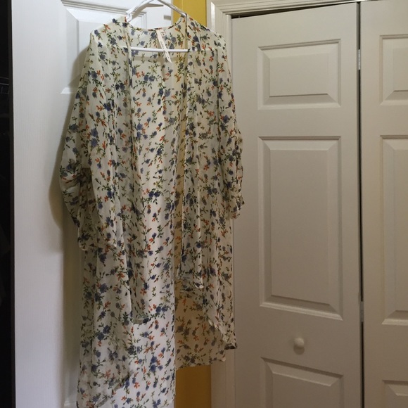 Bellatrix Jackets & Blazers - Sheer Kimono with small blue flowers