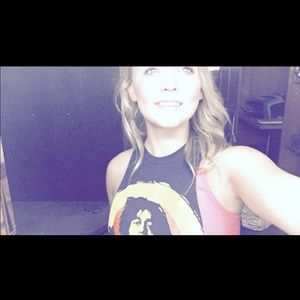 Meet your Posher, Hailey