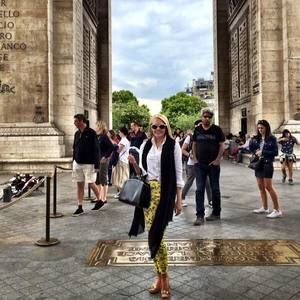 Meet your Posher, Lauren