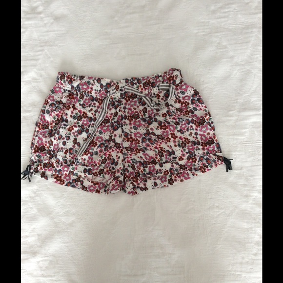 KENSIE shorts light fabric