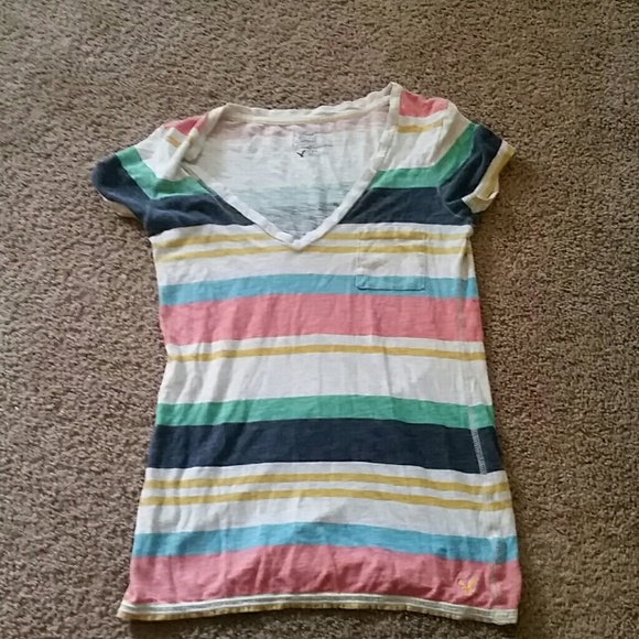 American Eagle T shirt