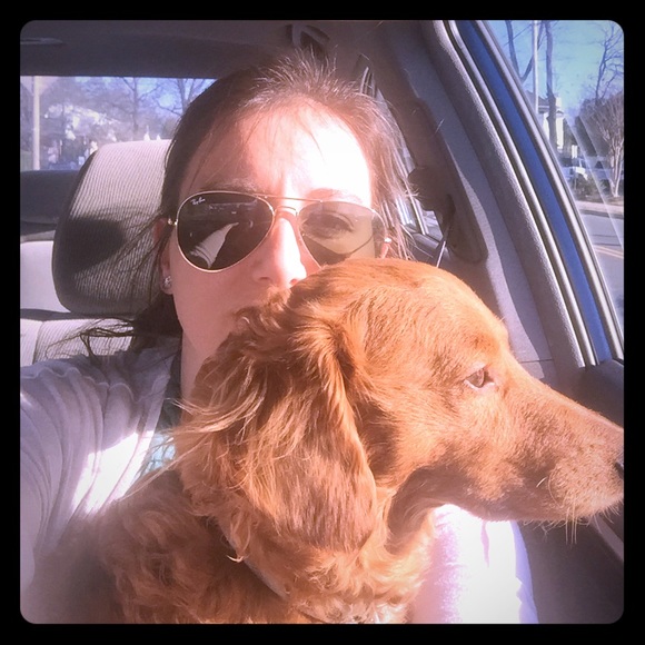 Meet your Posher, Nicole - Picture 1 of 1