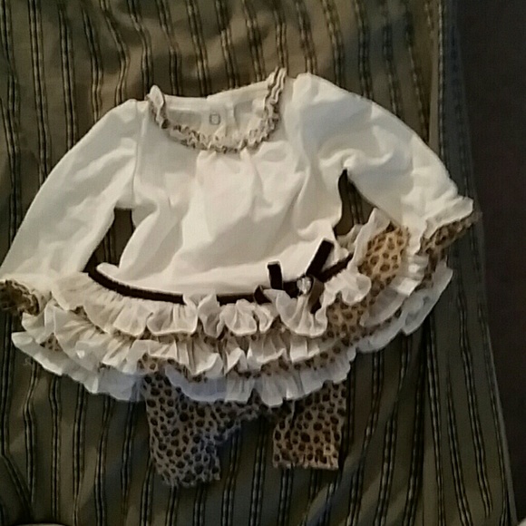 *bundle*Cute cheetah dress with pants size newborn
