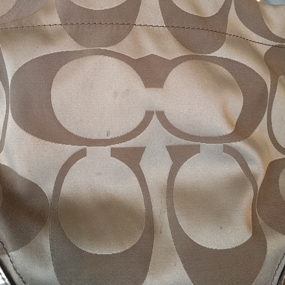 Coach gold shimmer signature bag - Picture 6 of 6