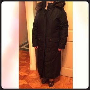 Winter Full Length Parka Coat New sz Medium 8/10