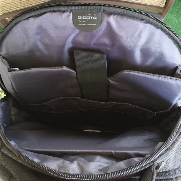 Dicota Bags - Dicota Laptop Computer Notebook Backpack Brand New Dicota Bags - Dicota Laptop Computer Notebook Backpack Brand New