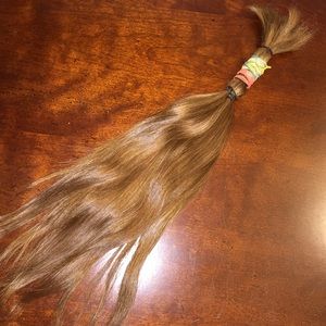 Natiral virgin hair in ponytail