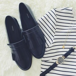 ✨Host Pick✨ Fringed Black Loafers