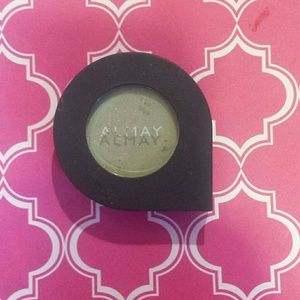Makeup - Almay single eyeshadow in Smoke and Honeydew Makeup - Almay single eyeshadow in Smoke and Honeydew
