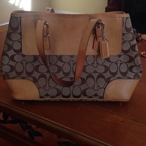 AUTHENTIC Coach handbag