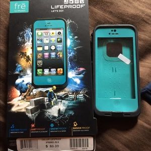 Teal lifeproof case for iPhone 5s
