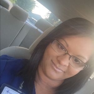 Meet your Posher, Alissia