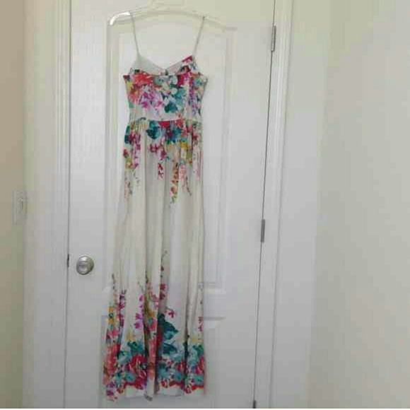 White/ floral  maxi dress!
