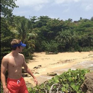 Meet your Posher, Eric