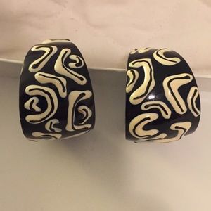 Black and white enameled hoops