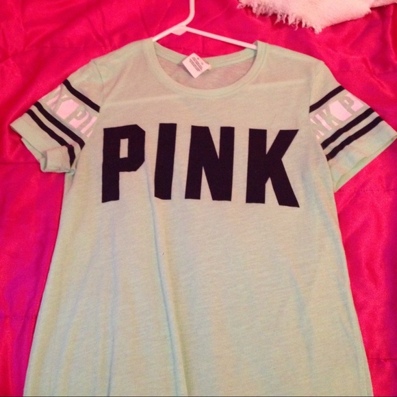 pink shirt (turquoise)