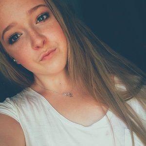 Meet your Posher, Kaylee