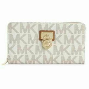 Michael Kors Hamilton Wallet