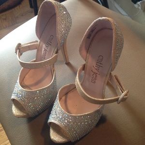 size 5 1/2 heels 5 inch from cathy jean
