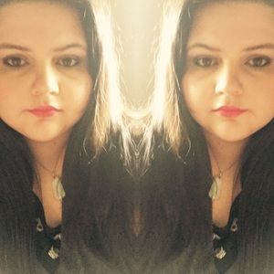 Meet your Posher, Sabrina