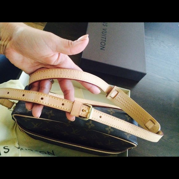 SOLD Louis Vuitton Trocadero 27 - Picture 2 of 4