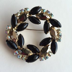 Witch’s Vintage brooch