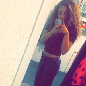 Meet your Posher, Faustina