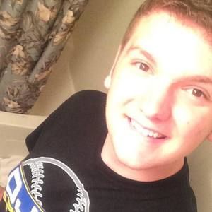 Meet your Posher, Clay