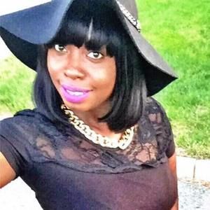 Meet your Posher, Crystal