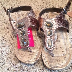 BRAND NEW SANDALS👡