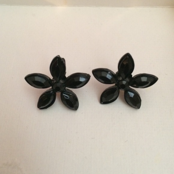 🚨💙 ACCESSORY BUNDLE💙🚨 - Picture 3 of 3