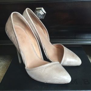 L.A.M.B. Shoes - Lamb NUDE Meredith distressed leather pump L.A.M.B. Shoes - Lamb NUDE Meredith distressed leather pump