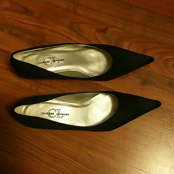 CHINESE LAUNDRY HEELS